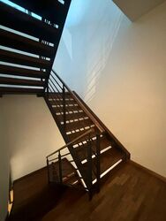 Sixth Avenue (D10), Terrace #549974001